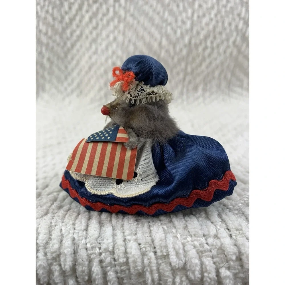 Original Toy Fur Mouse Betsy Ross Blue Red Patriotic Flag West Germany Miniature